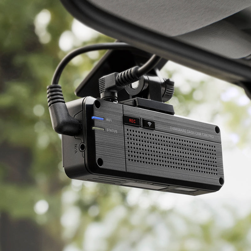 https://mydashcam.com.my/cdn/shop/products/F200products-images-8.jpg?v=1681317543&width=1445